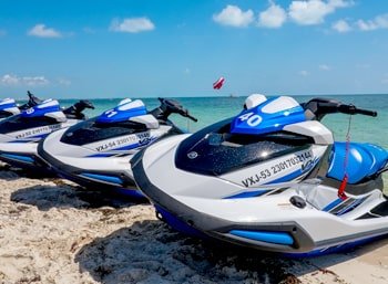 Motos acuáticas Excellence Playa Mujeres (30 minutos)